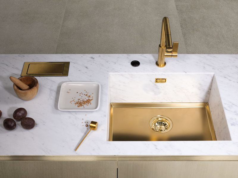 AKP Edelstahlbecken mit Stein